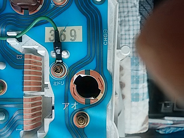 ｈｚｊ７０ｖスピードメーターからバルブを外した画像